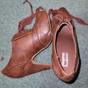 Not Rated Oxford Heels